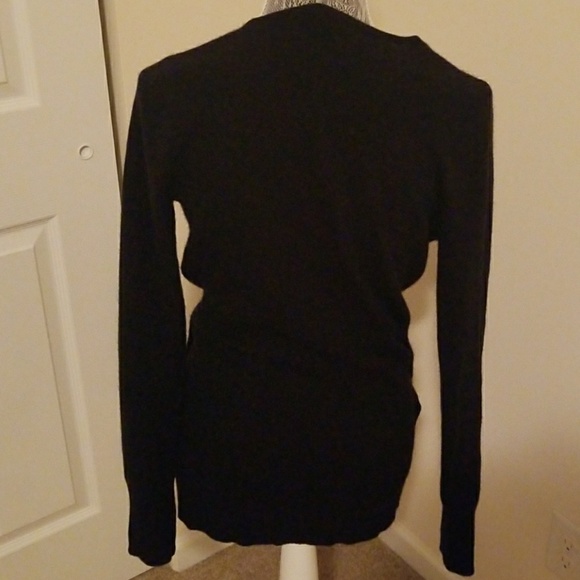 A/X Sweater - Picture 4 of 4